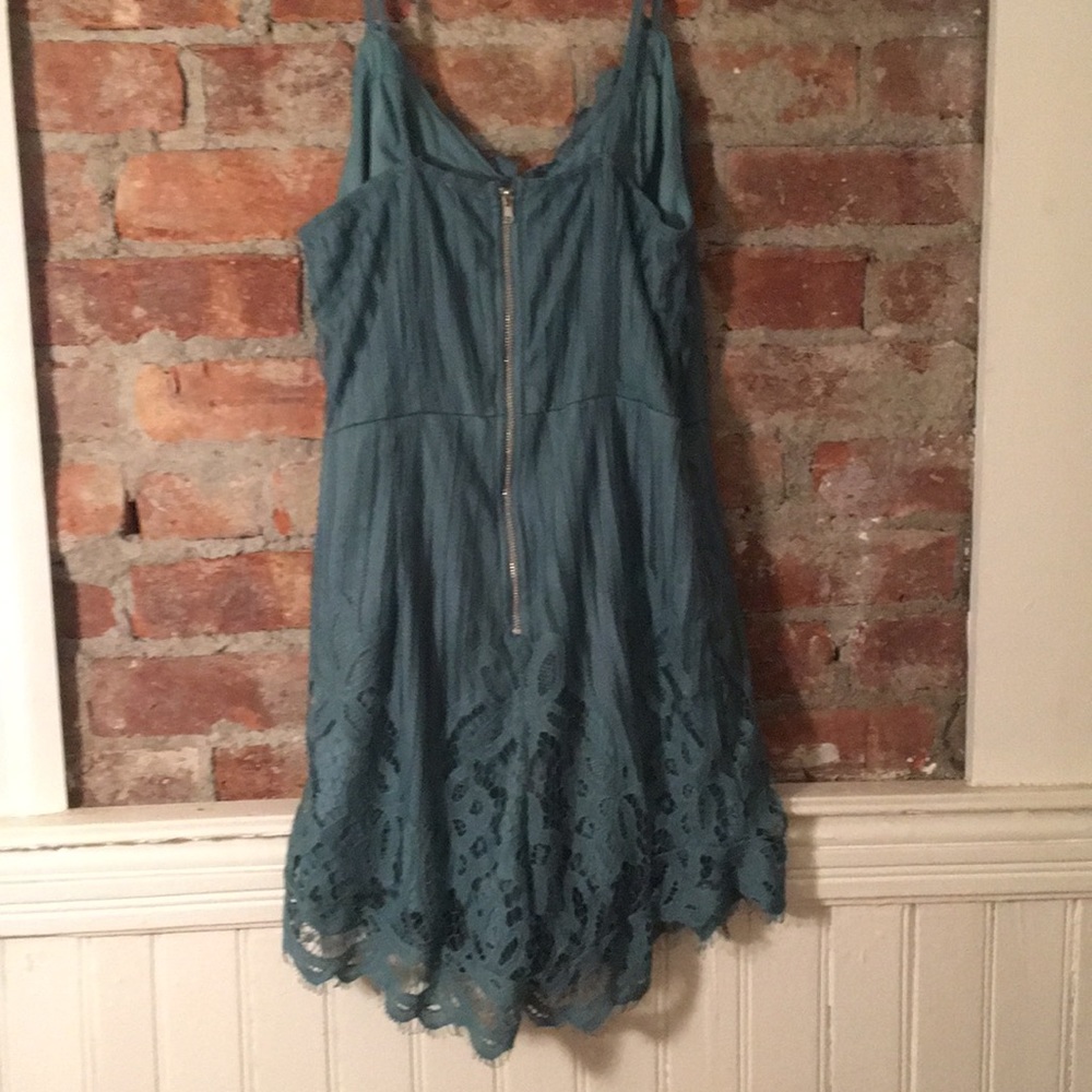 Charlotte Russe romper - Picture 5 of 5